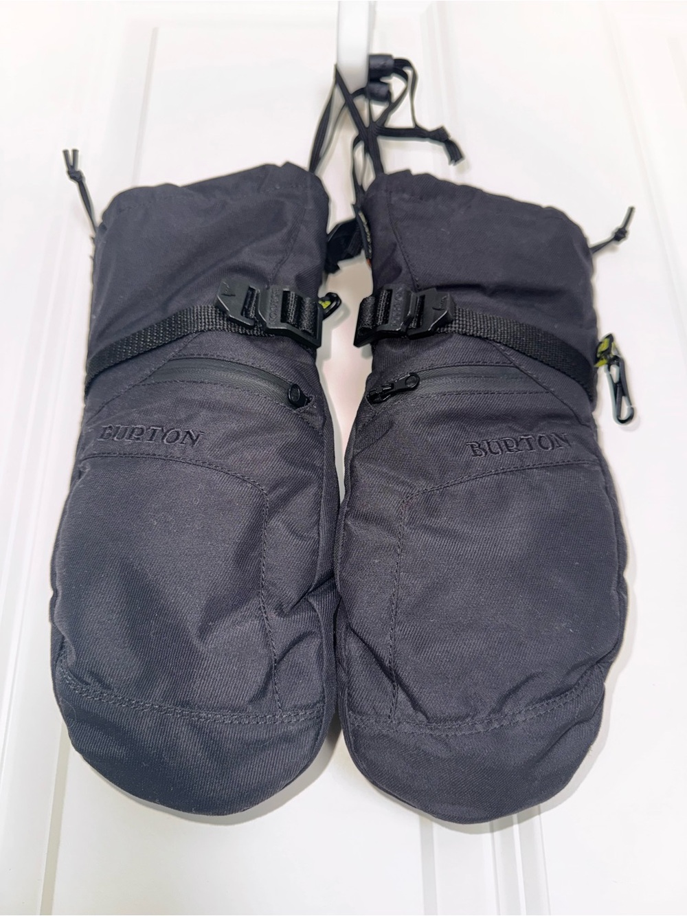 Burton Snowboard/Ski Mittens Black XS Extra Small – Worn Once